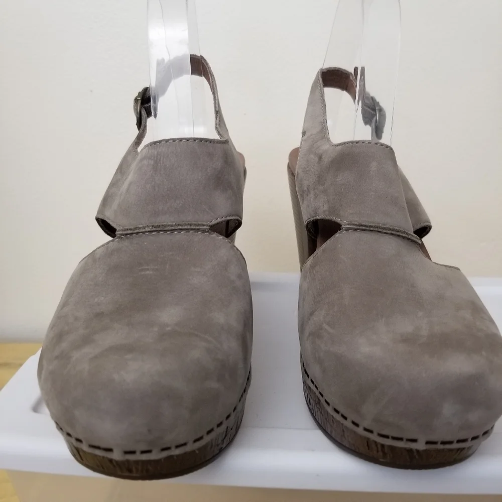 Dansko Riley Slingback Heel Clogs - Picture 5 of 10